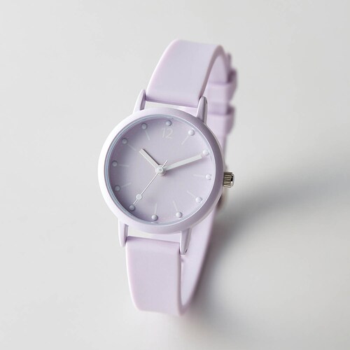 ソフトな樹脂ベルト腕時計