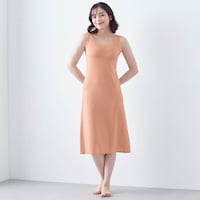 オレンジベージュ