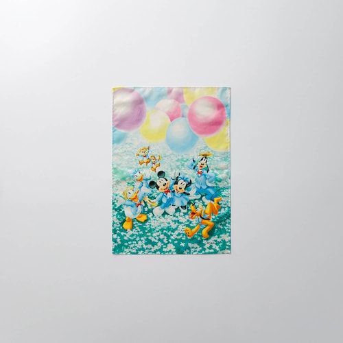【DisneyFantasyShop30周年限定品】 ファブリックポスター「ミッキー＆フレンズ」