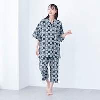 ベイマックス（市松模様）　モデル身長165cm／M ※撮影用のため着丈+2㎝・袖丈+1㎝･股下+4㎝