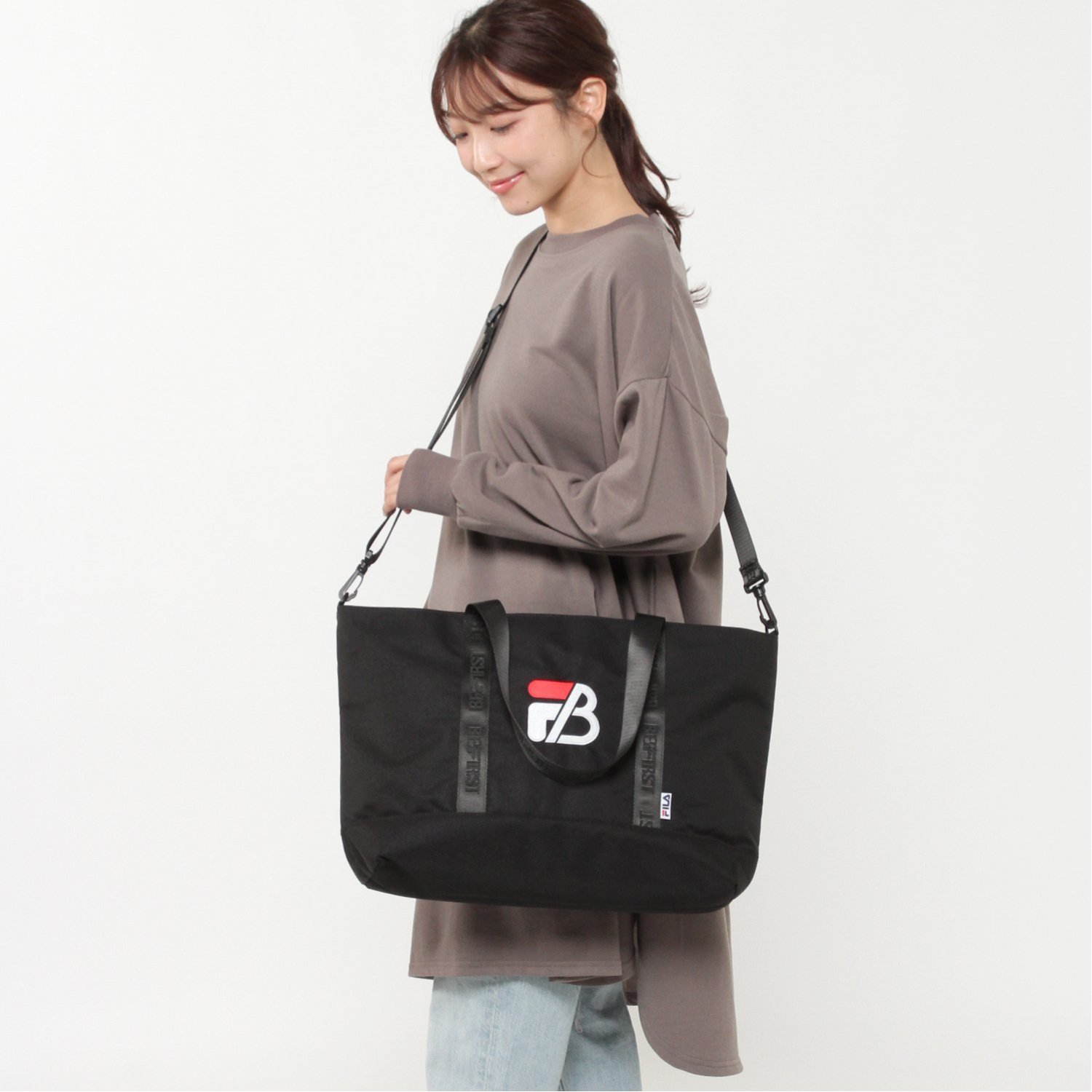 FILA×BE:FIRSTコラボトートバッグ（ショルダーバッグ）｜(フィラ/FILA