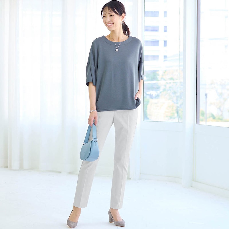 モデル身長173cm／M・股下68cm　※写真は撮影用のため股下+6cmになります。