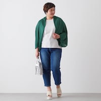 モデル身長168.5cm／4L・股下66cm