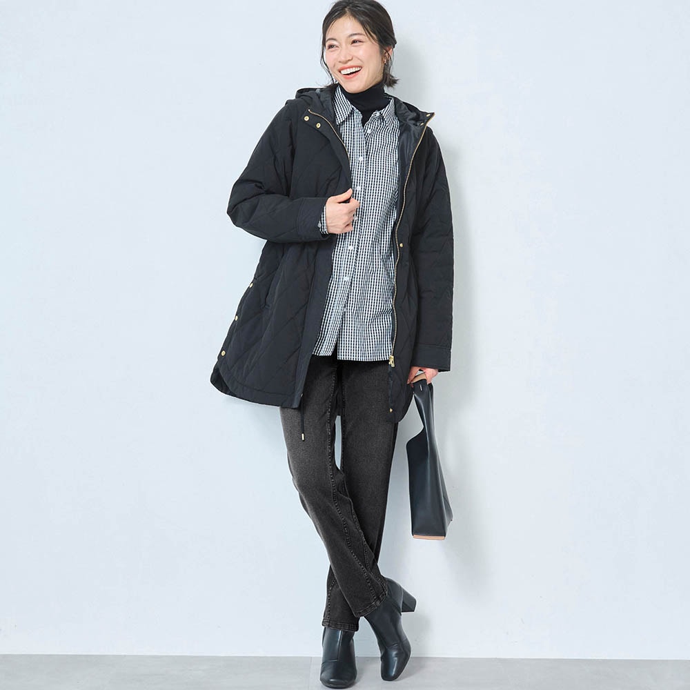 モデル身長168cm／M・股下70cm ※写真は撮影用のため股下+6cmになります。