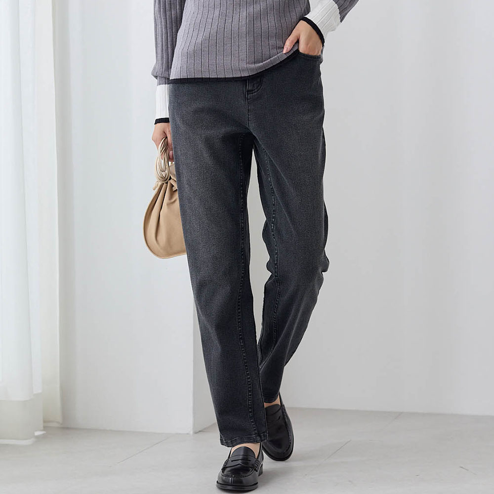 のびのびストレッチデニムストレートパンツ のびのびストレッチデニムストレートパンツ