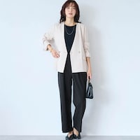 モデル身長172cm／M・股下62cm※写真は撮影用のため股下+6cmになります。ブラック着用