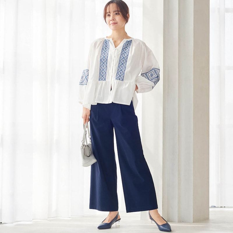 モデル身長167cm／M・股下62cm ※写真は撮影用のため股下+6cmになります。