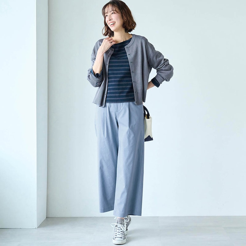 モデル身長169cm／M・股下62cm　※写真は撮影用のため、股下+6cmになります。