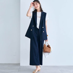 モデル身長168.5cm／M・股下62cm ※写真は撮影用のため股下+6cmになります。ネイビー着用