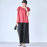 モデル身長166cm／M・股下62cm ※写真は撮影用のため股下+6cmになります。ブラック着用