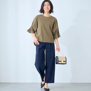 モデル身長168cm／M・股下62cm ※写真は撮影用のため股下+6cmになります。ネイビー着用