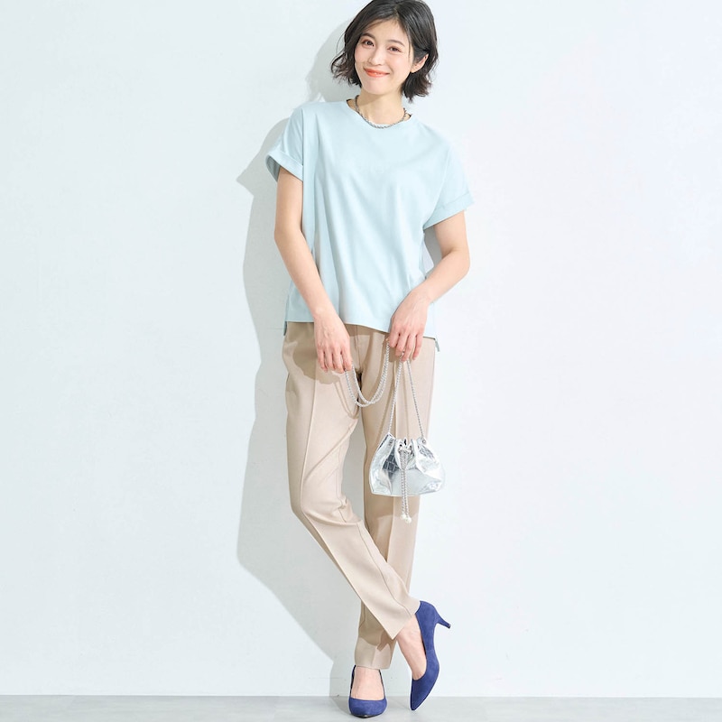 モデル身長168cm／M・股下64cm　※写真は撮影用のため、股下+7cmになります。