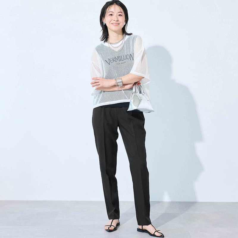 モデル身長167cm／M・股下64cm　※写真は撮影用のため、股下+7cmになります。