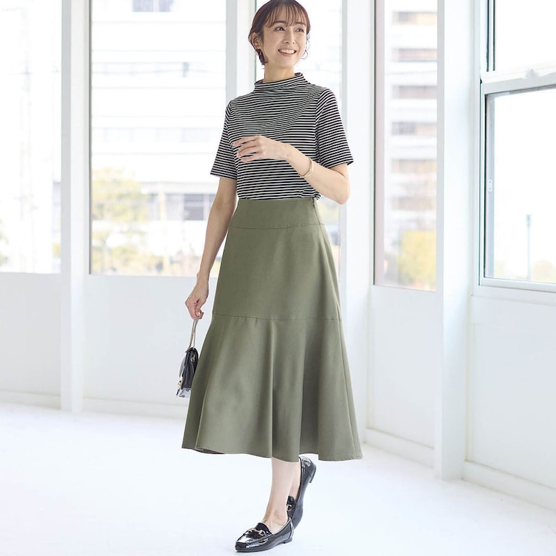 モデル身長169cm／61-89・総丈71cm ※写真は撮影用のため総丈+8cm＜カーキ＞