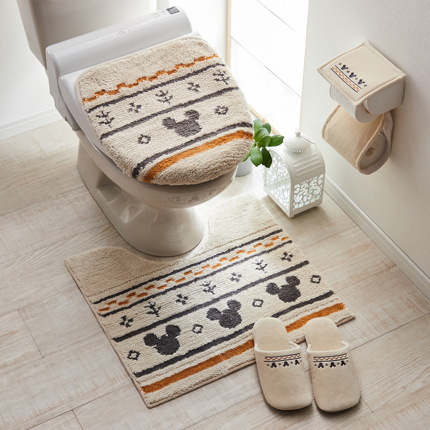 トイレマット フタカバー 単品 セット ミッキーモチーフ ディズニー Disney 通販のベルメゾンネット トイレマット フタカバー 単品 セット ミッキーモチーフ ディズニー Disney 通販のベルメゾンネット