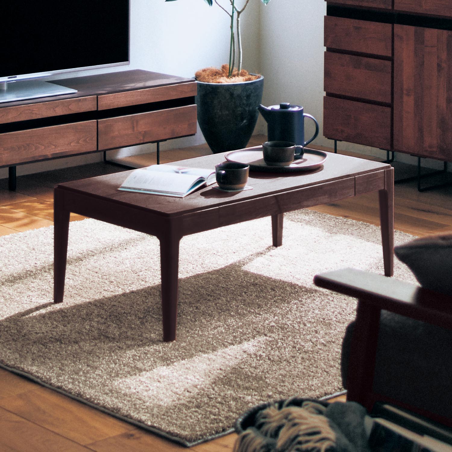 【ベルメゾン】引出し付きリビングローテーブル