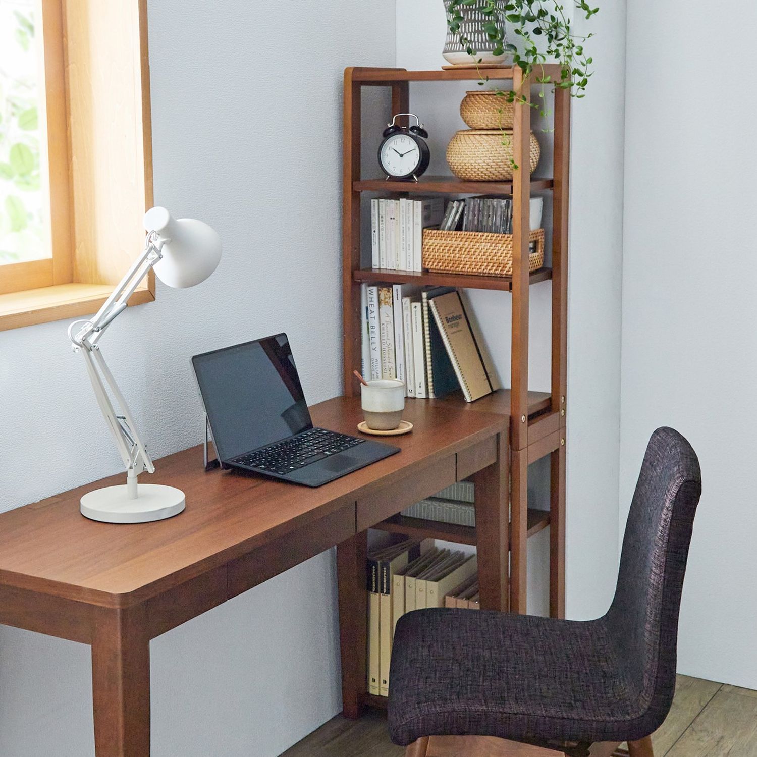 【ベルメゾン】パソコンデスクと合わせて使えるサイドラック