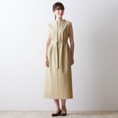 汗ジミが目立ちにくい麻調素材のＩラインワンピース ＜ワイン／Sのみ＞