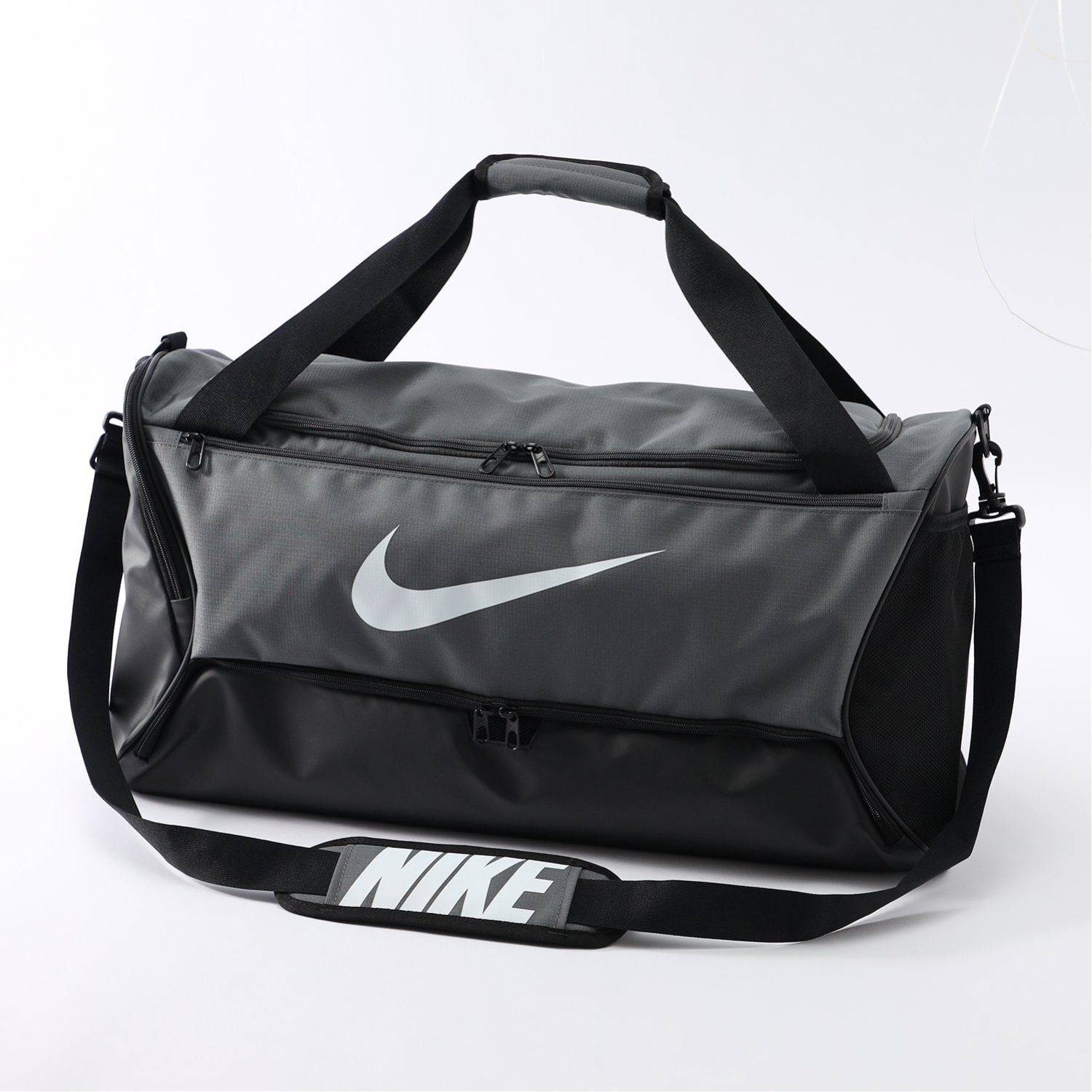 ブラジリアダッフルバッグ ６０Ｌ（ボストンバッグ）｜(ナイキ/NIKE