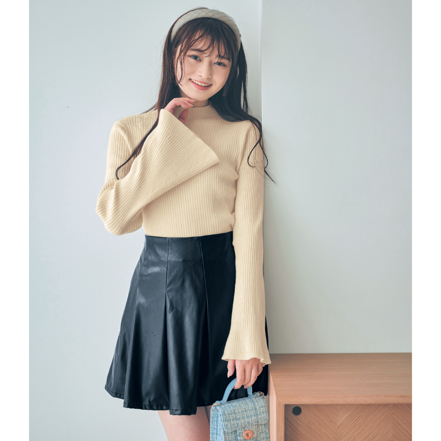 【パペル ラピス/Papel lapiz】袖フレアスタンドネックニットプルオーバー 【子供服 長袖】 【パペル ラピス/Papel lapiz】袖フレアスタンドネックニットプルオーバー 【子供服 長袖】