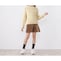 ベージュブラウン／モデル身長141cm・J-XXS(135～145)サイズ着用