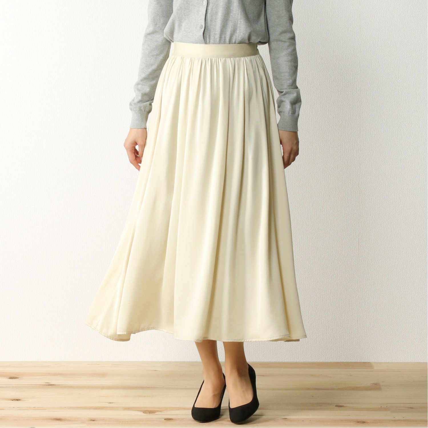 シルエットが綺麗なタックギャザースカート（フレア/ギャザースカート