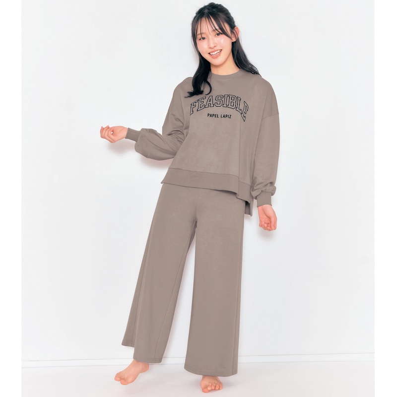 グレージュ／モデル身長160cm・160サイズ着用