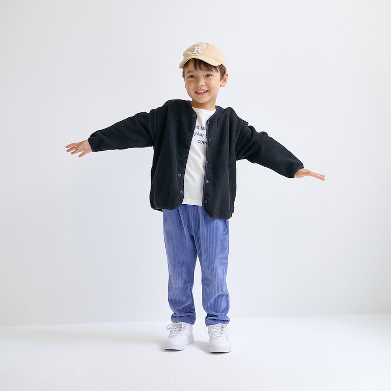 グレイッシュブルー／モデル身長109cm・110サイズ着用