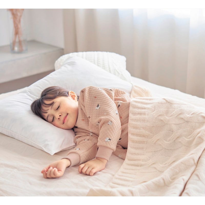 ピーチホイップ（シマエナガ）／モデル身長109cm・サイズ110