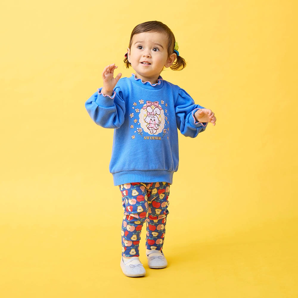 ライトブルー／モデル身長78cm・80サイズ着用・体重10.5kg