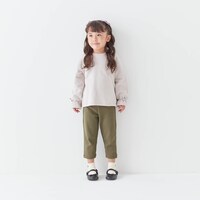 グレージュ／モデル身長105.5cm・110サイズ着用