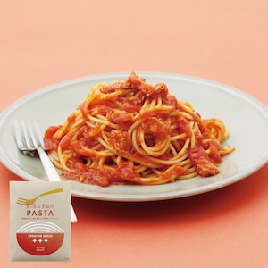 国産紅ずわい蟹と蟹みその芳醇トマトソース　※パスタはつきません