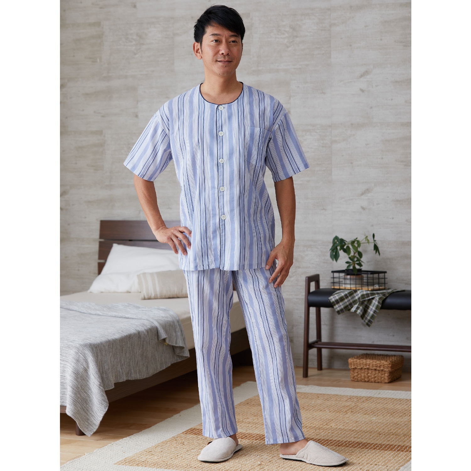 新品未開封 着心地良いです▪️ベルメゾン▪️楊柳　柔らかなネイビーのパジャマ