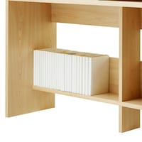 足元の棚はコミックなどの収納にもぴったり／幅120cm