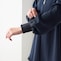 袖口リブでたくし上げやすい仕様