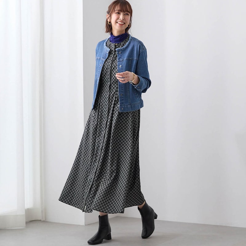 モデル身長169cm／M　※写真は撮影用のため着丈+10cmになります。