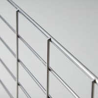ワイヤーの端面は手を切らないように丸く仕上げています。