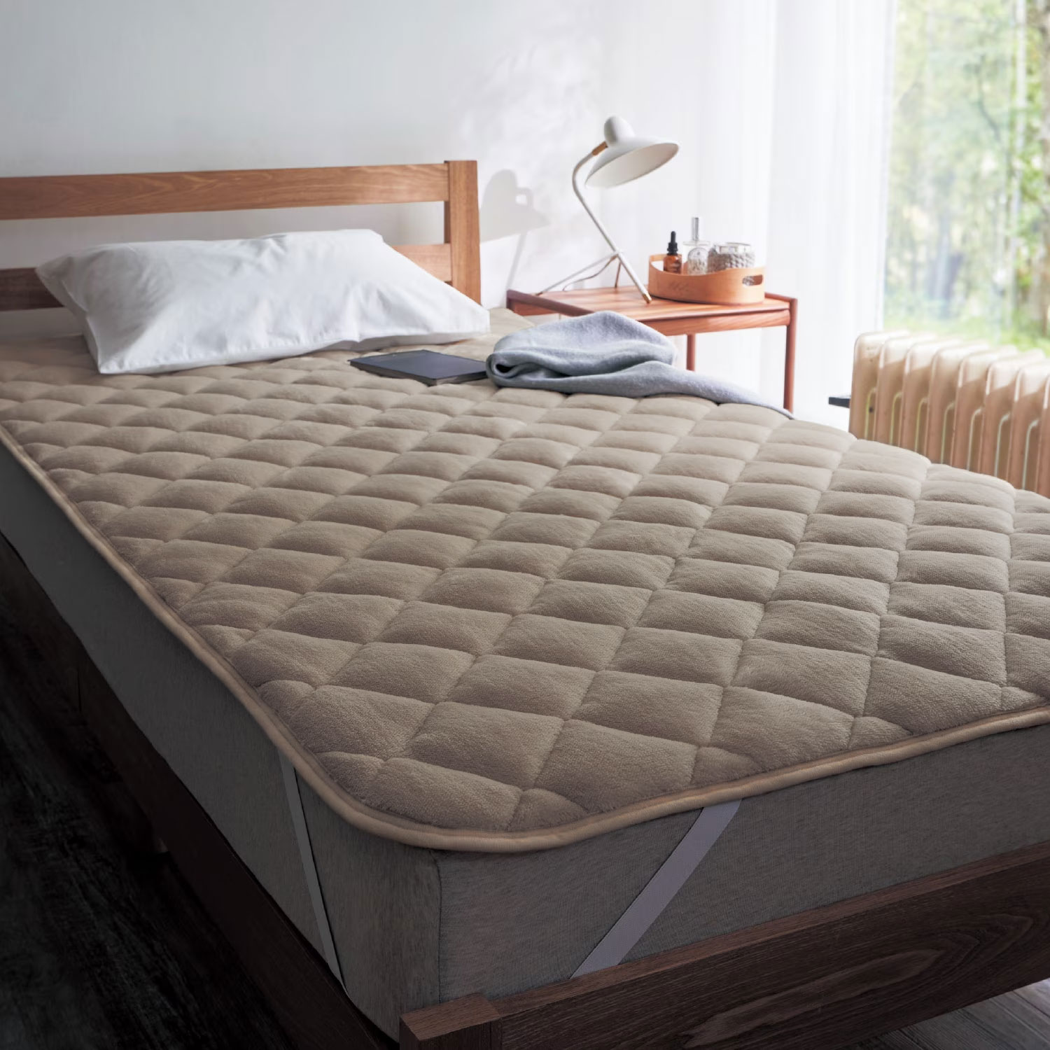 【ベルメゾン】吸湿発熱プラス・あったかマイクロファイバーのボリューム敷きパッド 【ベルメゾン】吸湿発熱プラス・あったかマイクロファイバーのボリューム敷きパッド