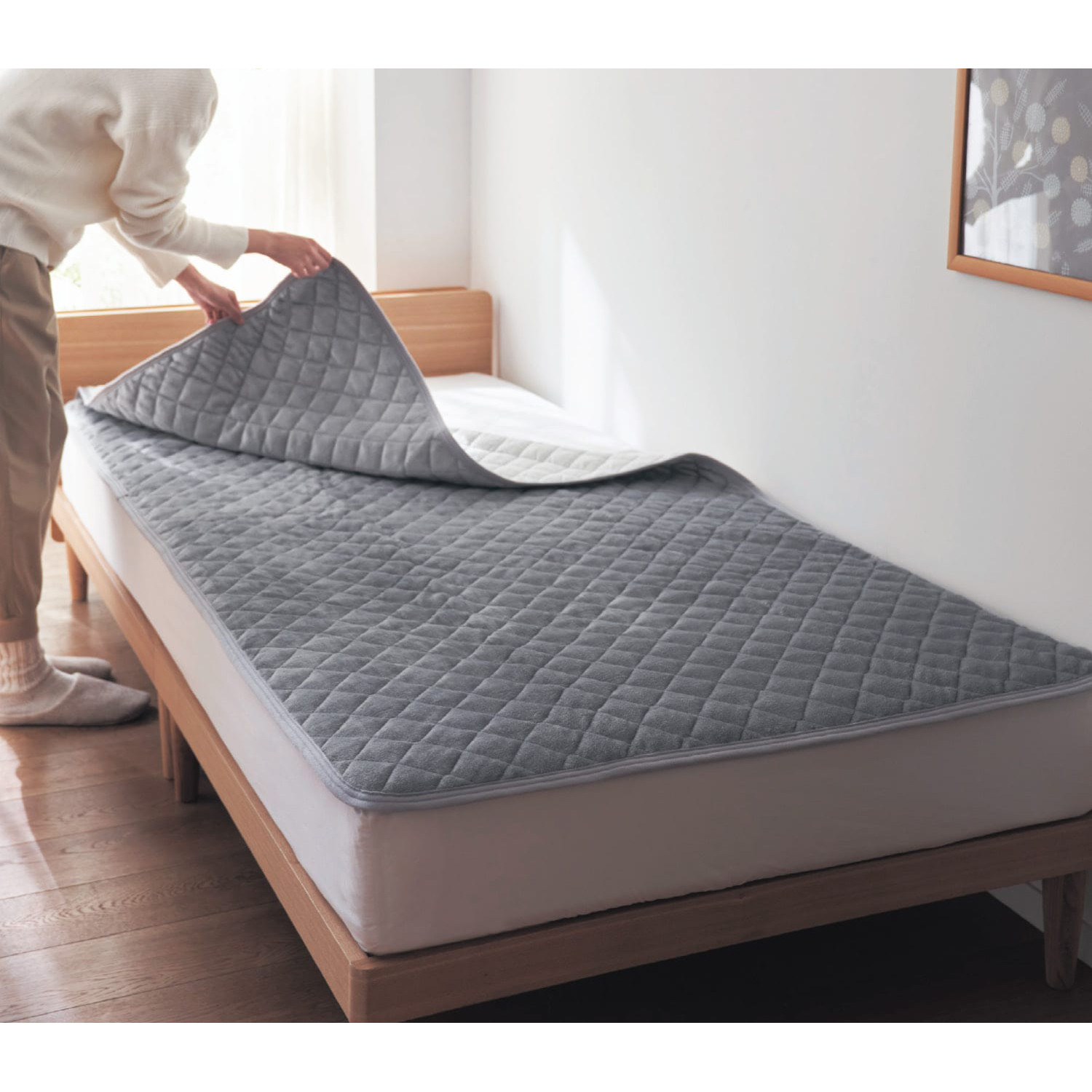 吸湿発熱プラス・あったかマイクロファイバーの取り換え簡単!置くだけ敷きパッド <シングル/ダブル> 吸湿発熱プラス・あったかマイクロファイバーの取り換え簡単!置くだけ敷きパッド <シングル/ダブル>