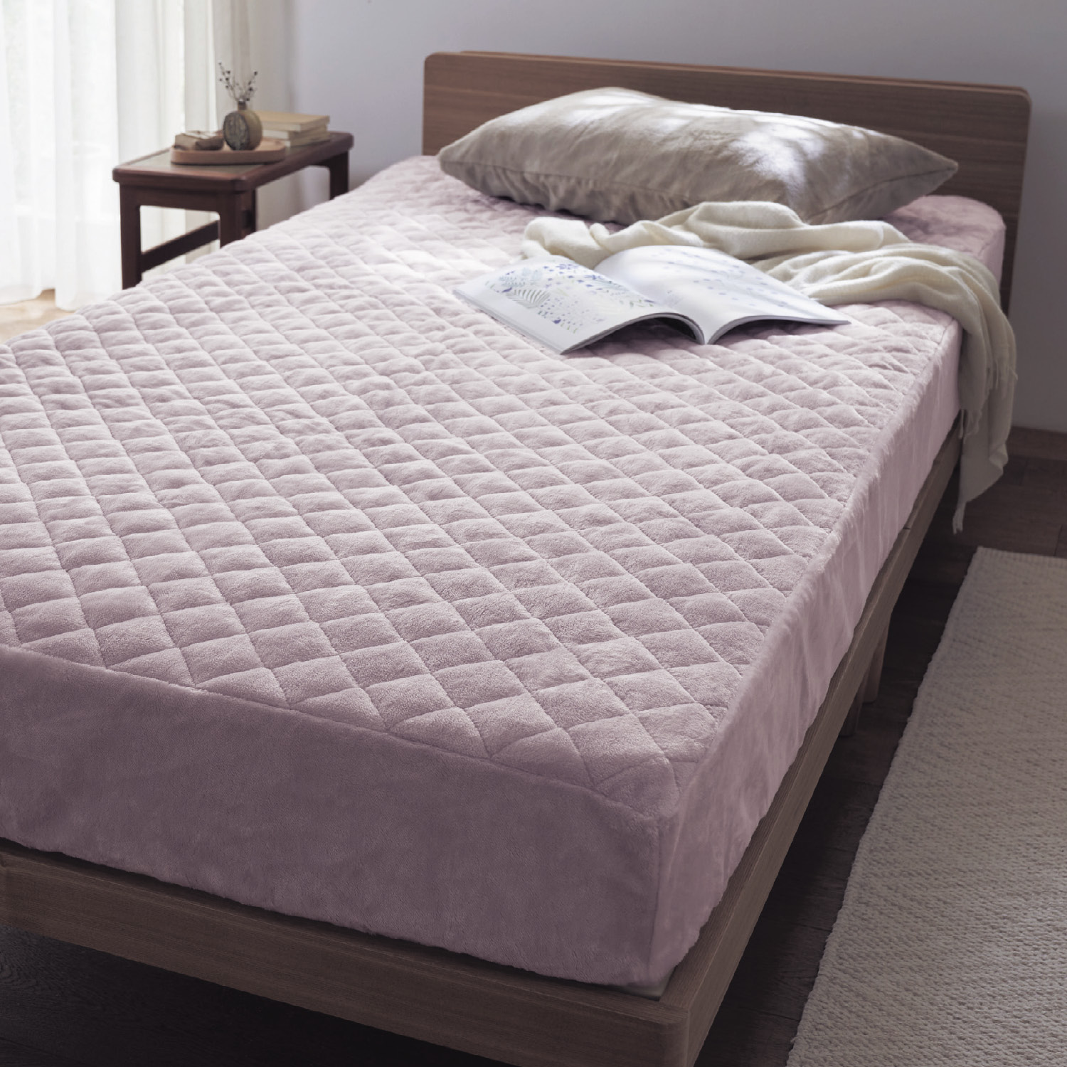 【ベルメゾン】吸湿発熱プラス・あったかマイクロファイバーのボックスシーツ型敷きパッド