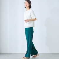 モデル身長167cm／M・股下70cm ※写真は撮影用のため股下+6cmになります。グリーン着用