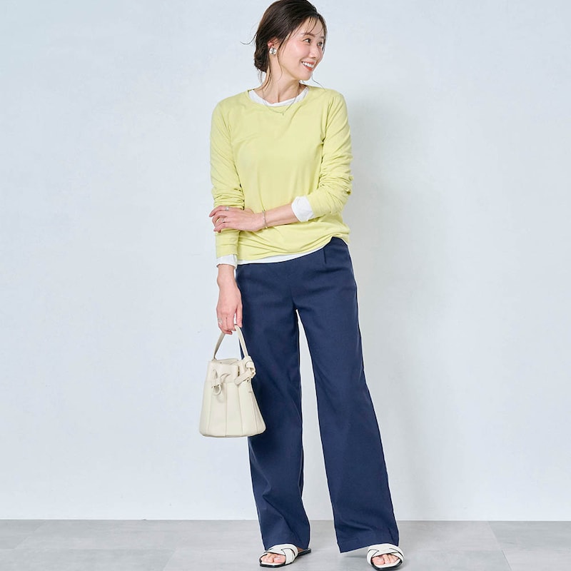 モデル身長168cm／M・股下70cm ※写真は撮影用のため股下+6cmになります。ネイビー着用