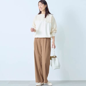 モデル身長173cm／M・股下70cm ※写真は撮影用のため股下+6cmになります。ベージュ着用