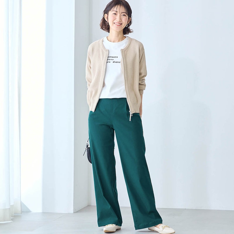 モデル身長167cm／M・股下70cm ※写真は撮影用のため股下+6cmになります。