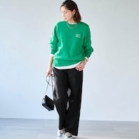 モデル身長168cm／M・股下70cm ※写真は撮影用のため股下+6cmになります。ブラック着用