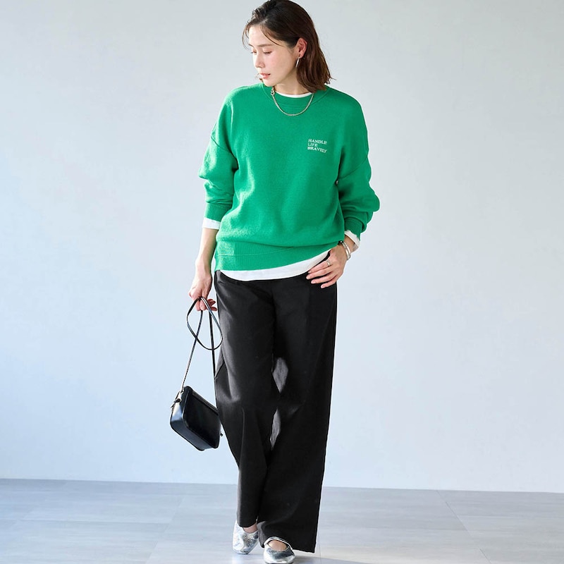 モデル身長168cm／M・股下70cm ※写真は撮影用のため股下+6cmになります。