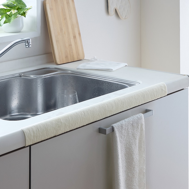 シンクのフチに貼っても