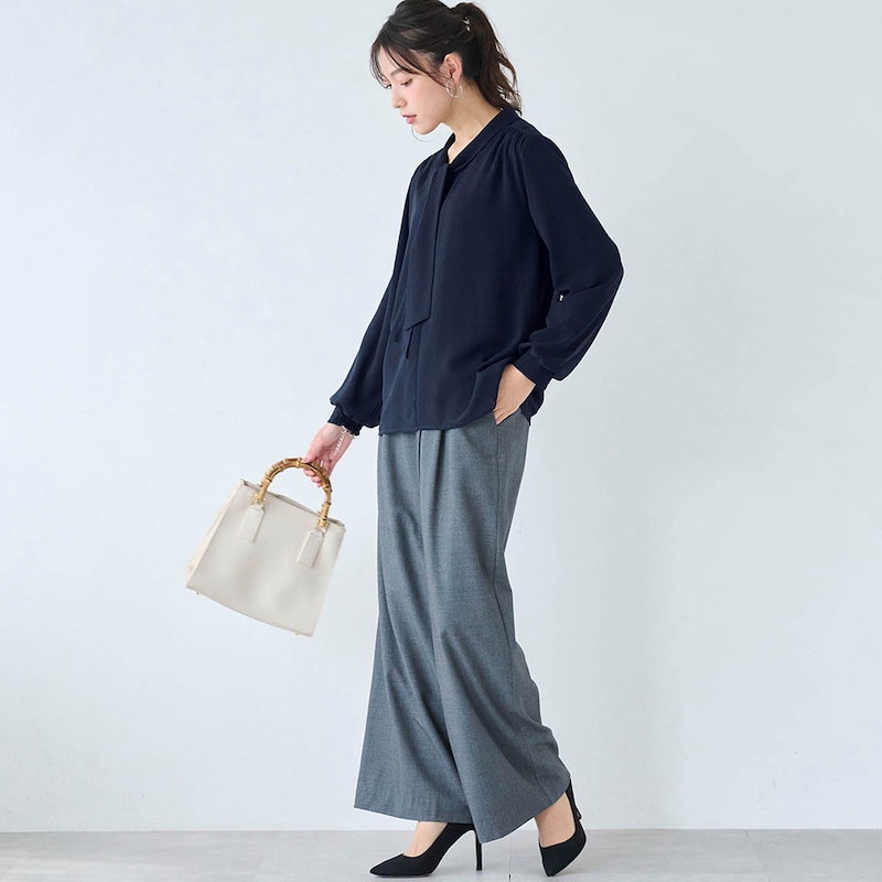 モデル身長170cm／M　＜ネイビー＞