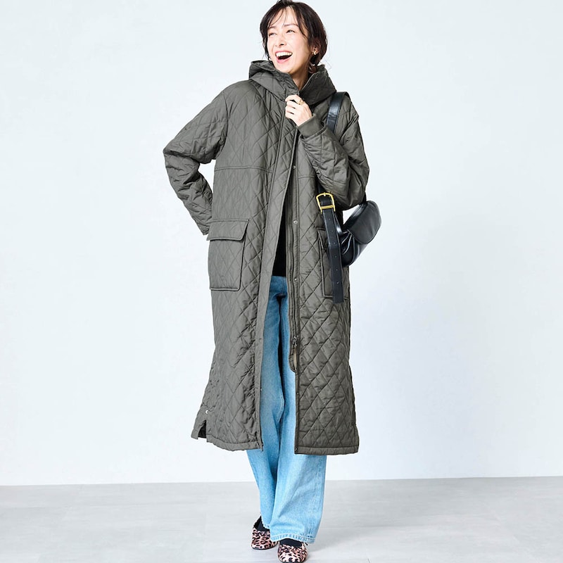 モデル身長169cm／M ※写真は撮影用のため着丈+7.5cmになります。