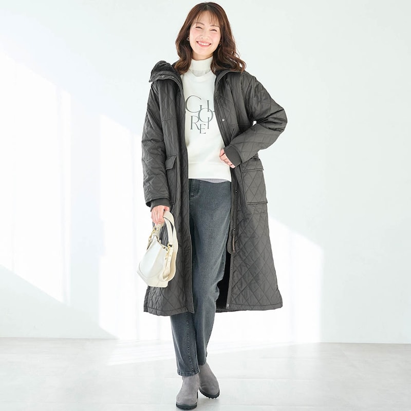 モデル身長173cm／M ※写真は撮影用のため着丈+7.5cmになります。